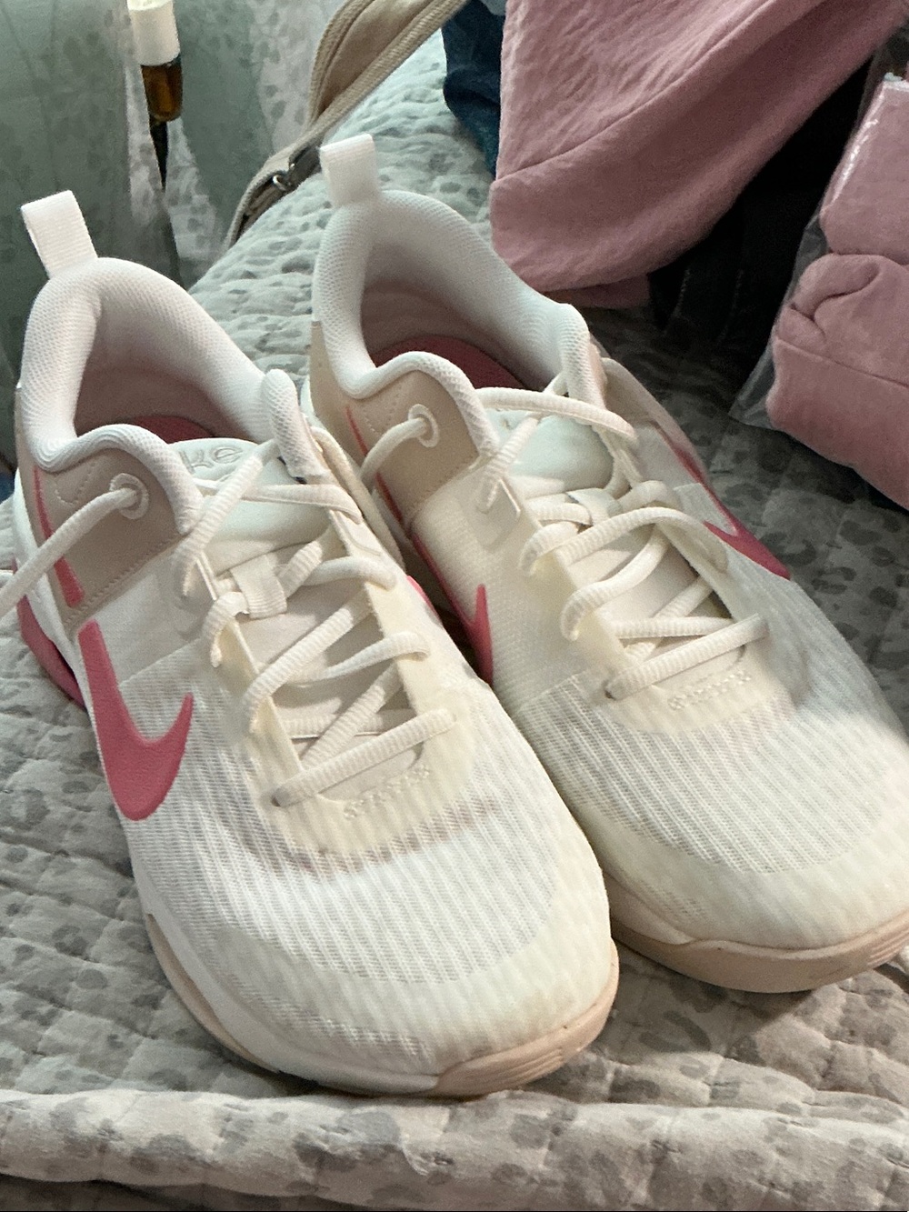 Nike White Running Shoes with Pink Swoosh